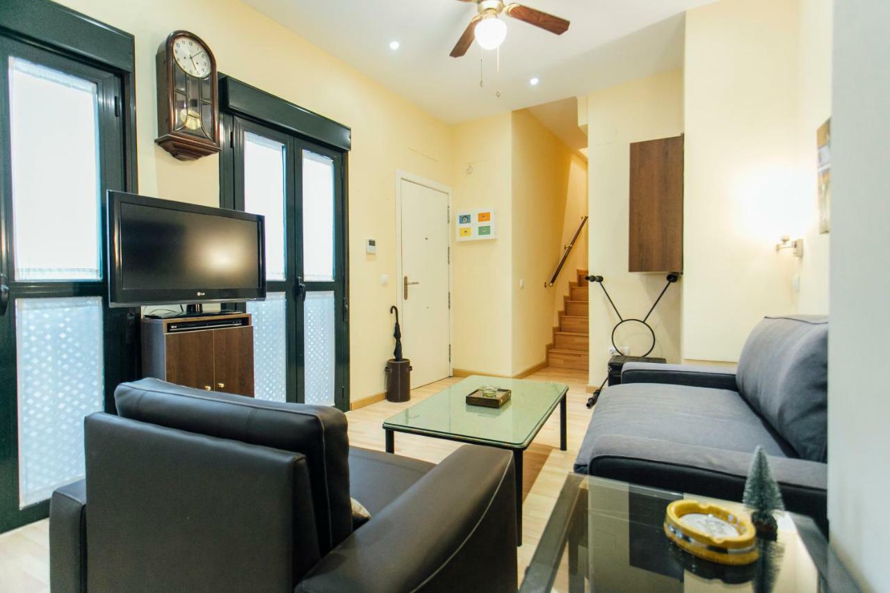 شقة Bright Duplex W/ Terrace إشبيلية المظهر الخارجي الصورة